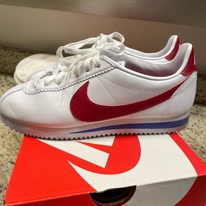 Nike Cortez. Women’s Size 7.5